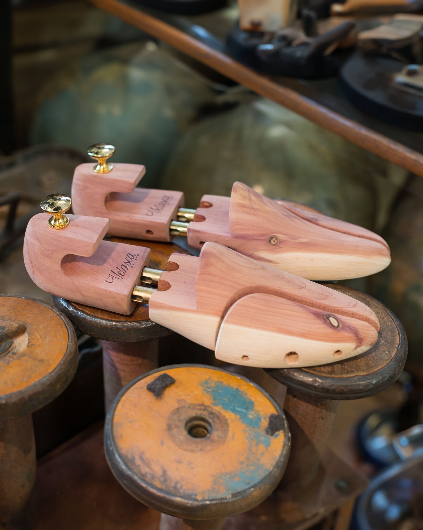 Set Di 4 Paia Di Tendiscarpe In Legno Di Cedro Langer & Messmer – Con Calzascarpe Da Viaggio, Taglie 34-50, Antibatterici E Assorbi Umidità