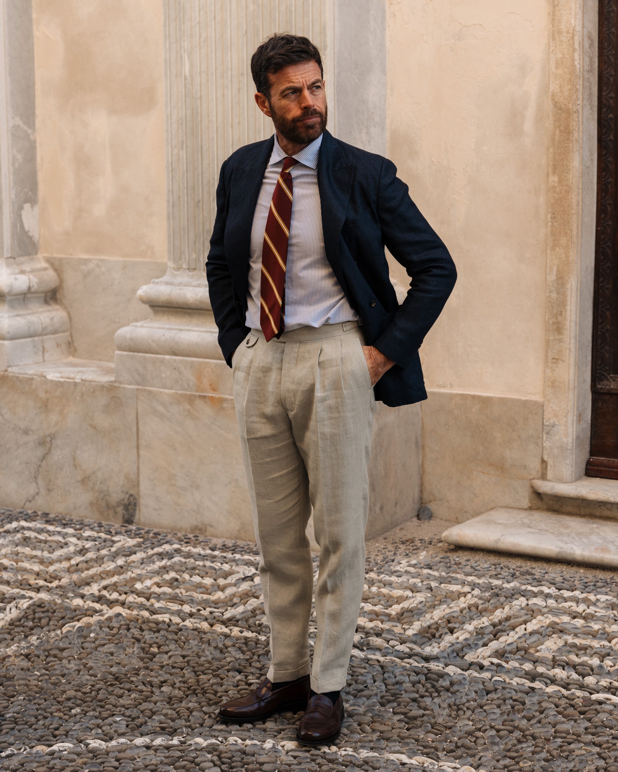 Pantaloni di lino biege, stile Made in Italy Velasca